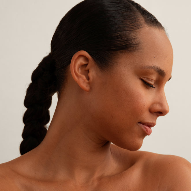 Alicia Keys Natural Makeup Glow