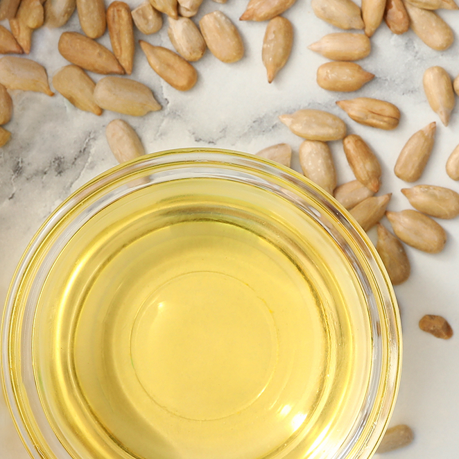 Why Sunflower Seed Oil is the Secret to Supple Skin