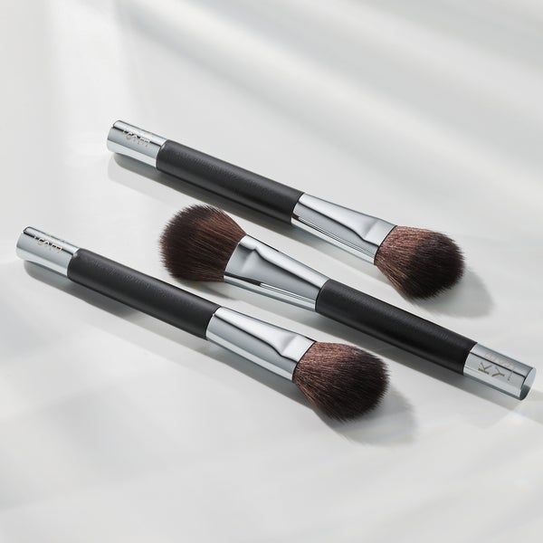 Danessa Myricks Beauty Yummy Face 1.0 All Over Complexion Brush